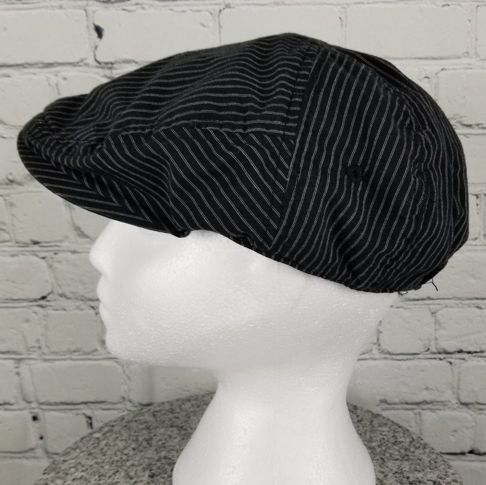 RED HERRING | striped lightweight flat cap